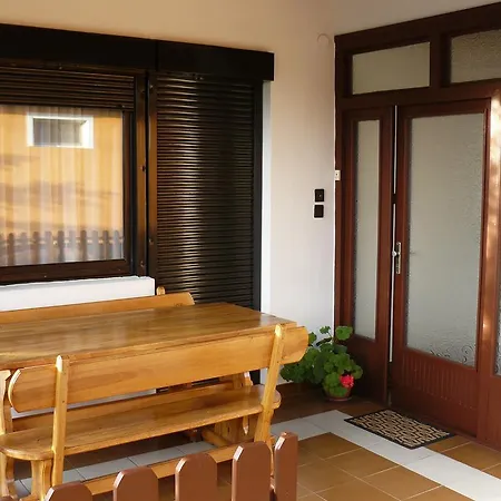 Apartamento Zsuzsi *