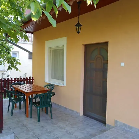 Zsuzsi Apartamento Zalakaros